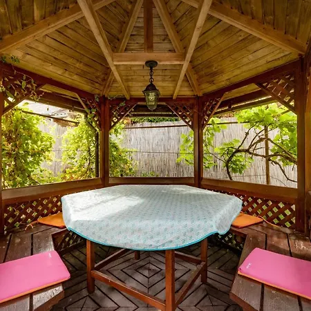 בית נופש Lilihome *